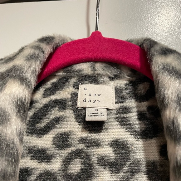 Leopard Jacket - Picture 4 of 5